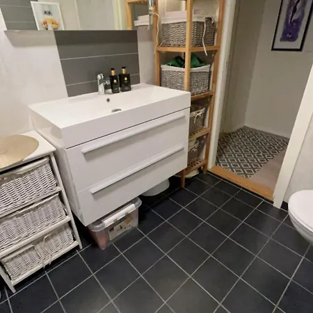 Central, Roomy, Free Parking, Fireplace, View