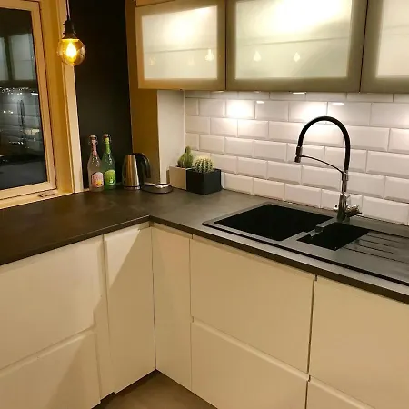 Willa Central, Roomy, Free Parking, Fireplace, View